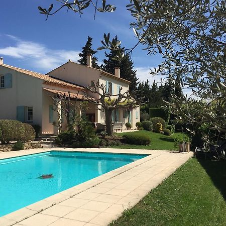 Le Mas Des Lauriers Bed & Breakfast Paradou Dış mekan fotoğraf