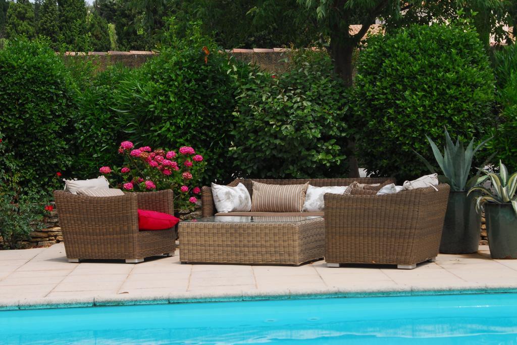 Le Mas Des Lauriers Bed & Breakfast Paradou Dış mekan fotoğraf