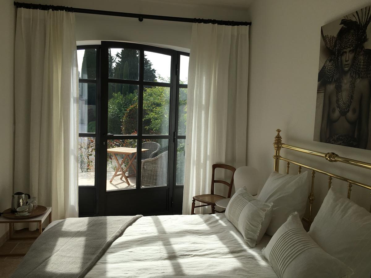 Le Mas Des Lauriers Bed & Breakfast Paradou Dış mekan fotoğraf
